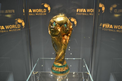 В Мексику доставили Кубок мира по футболу