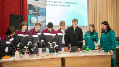 Сотрудники &laquo;Нижнекамскнефтехима&raquo; провели для студентов КНН необычный экоурок 21/04/2026 &ndash; Новости