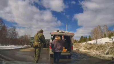 Вооружённые люди в камуфляже останавливают машины возле села &ndash; подробности 24/03/2026 &ndash; Новости