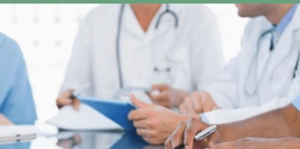 Врачи борются за жизнь военнослужащего после ДТП в Лейлеке