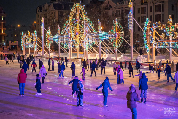 Каток на &laquo;Черном озере&raquo; приостановил работу из-за погодных условий