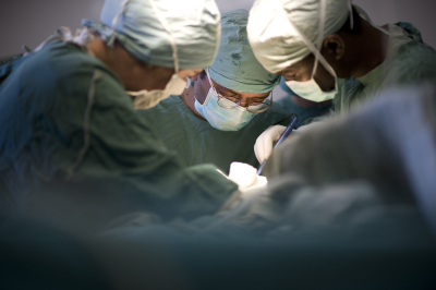 Врач из Мирного спас замерзшего мужчину после пяти часов клинической смерти