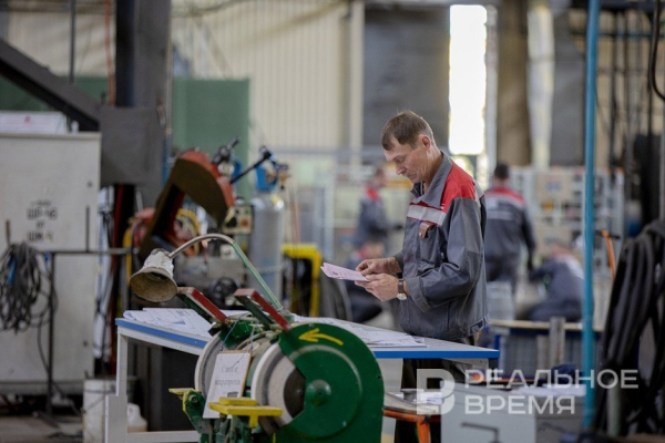Казань попала в топ городов России по уровню зарплат у водителей и инженеров