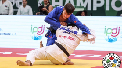 Казахстанец получил травму и выбыл из чемпионата мира в Будапеште