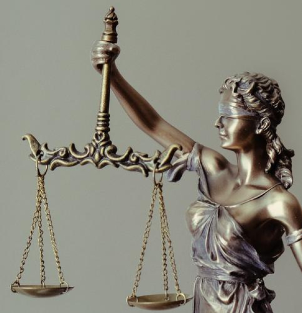 В Юрге вынесен приговор замдиректора автошколы по делу о коммерческом подкупе