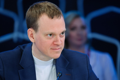 Павел Малков отчитался о восстановлении Мариуполя и Херсонской области на заседании правительства региона