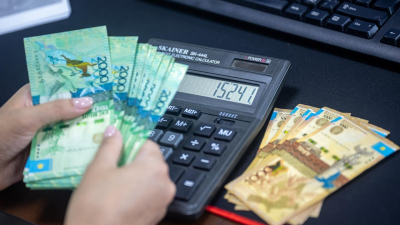 Тысячи казахстанцев получат возврат налогов за работу по ГПХ