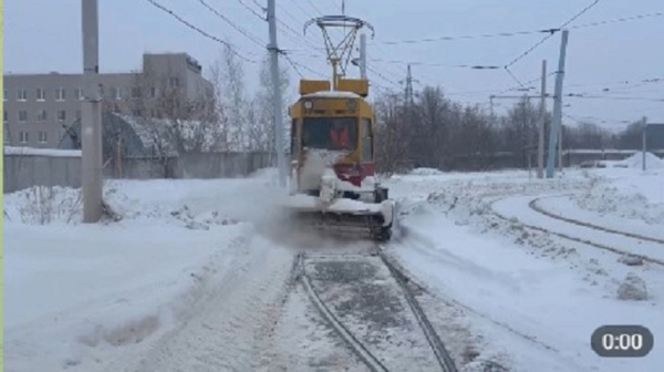 С начала плана &laquo;Буран&raquo; в Казани очистили около 400 километров трамвайных путей