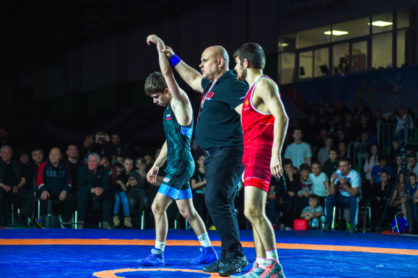 Турнир &laquo;М-7 OPEN14&raquo; собрал в Нижнекамске около 300 лучших борцов вольного стиля