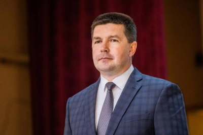 Мэр Липецка Роман Ченцов досрочно уходит в отставку по собственному желанию