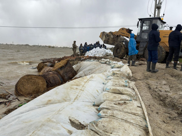 А дамба не треснет?