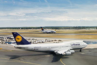 Казахстанцы отсудили компенсацию у Lufthansa за срыв перелета