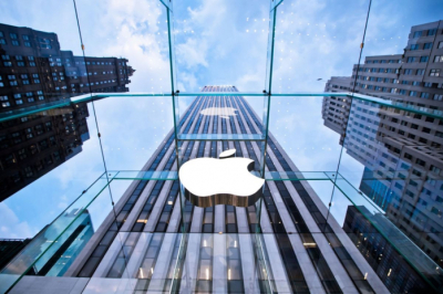 В 900 миллионов долларов обошлись Apple торговые пошлины США