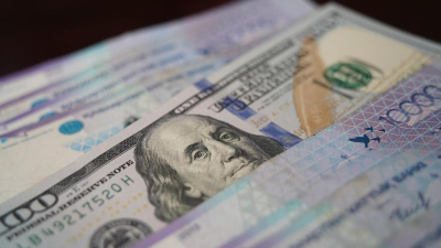 Доллар снова подорожал в Казахстане