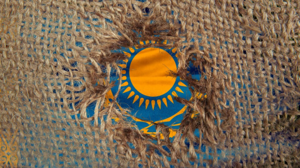 Депутат предсказал непростые времена в экономике Казахстана