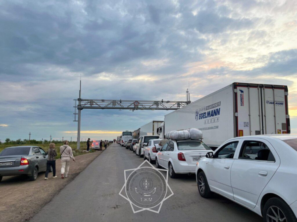Россия объяснила заторы на границе с Казахстаном ростом желающих заехать в страну