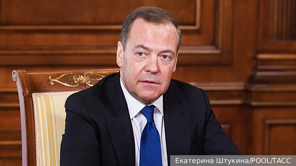 Суд в Москве приговорил экс-чиновника Минобороны Васенина к шести годам колонии