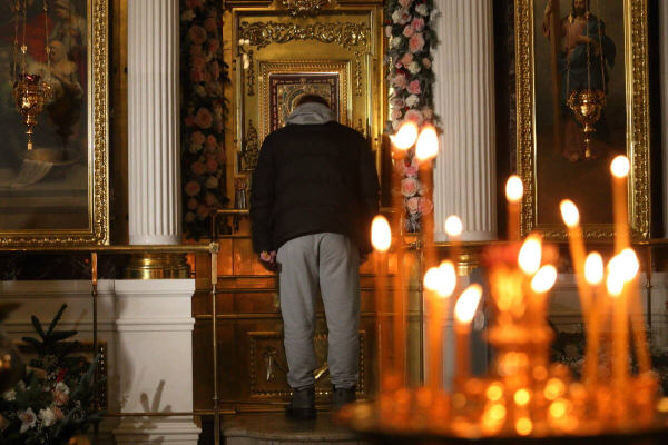 О чем нельзя просить Бога? Батюшка рассказал, как правильно молиться