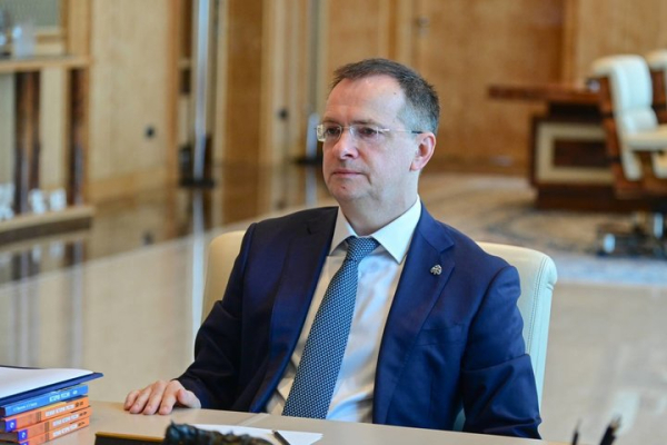 &laquo;Пожить, поработать, выучить язык&raquo;: Мединский раскрыл иностранцам путь к пониманию России