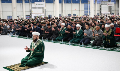 Рустам Минниханов и Минтимер Шаймиев участвовали в республиканском ифтаре