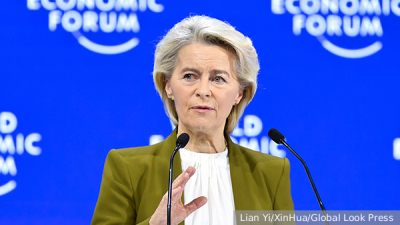 Нефть подешевела почти на 5% на ожиданиях мира на Ближнем Востоке