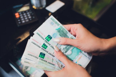 Казахстанцы массово избавляются от рублей