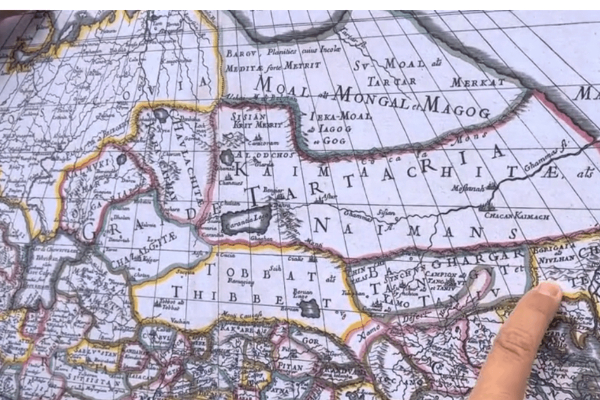 Казахстанец обнаружил созданную в Италии в 1687 году карту территории найманов (ВИДЕО)