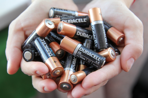 Стало известно, жители каких регионов грамотнее всего утилизируют батарейки