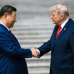 60 лет так никто не делал. Трамп нарушил традицию ради Си. Что за этим скрывается?
