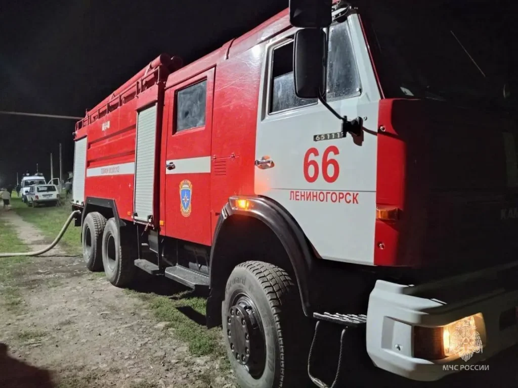 В Бугульме при пожаре в частном доме погибли два человека