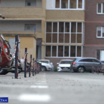 В Казани жильцы огородили больше 100 машиномест во дворе: соседи требуют вернуть парковку в общий доступ