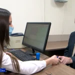 После 40 лет важно регулярно проверять давление, холестерин и сахар: врач назвала основные обследования