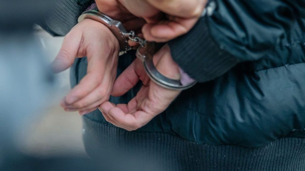 Теміртауда 20 жастағы жігіт ата-анасын өлтірді деген күдікке ілінді