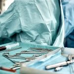 Оралда 10 жасар қыз баланың асқазанынан 620 грамм шаш шықты
