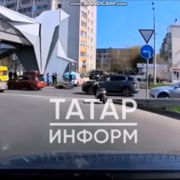В Казани мотоциклист погиб после столкновения с легковушкой