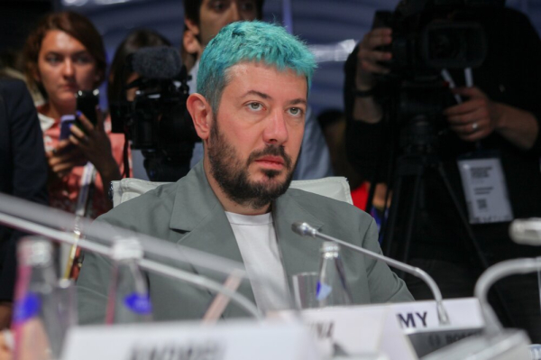 Артемий Лебедев посмеялся над словами Мерца об уютно устроившихся немцах