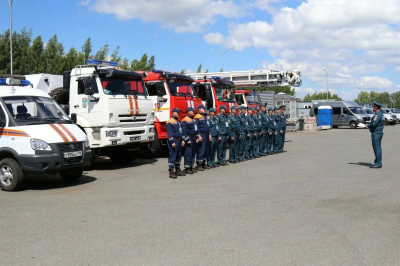 Сотрудники МЧС обеспечивают безопасность саммита «Россия – АСЕАН» в Казани