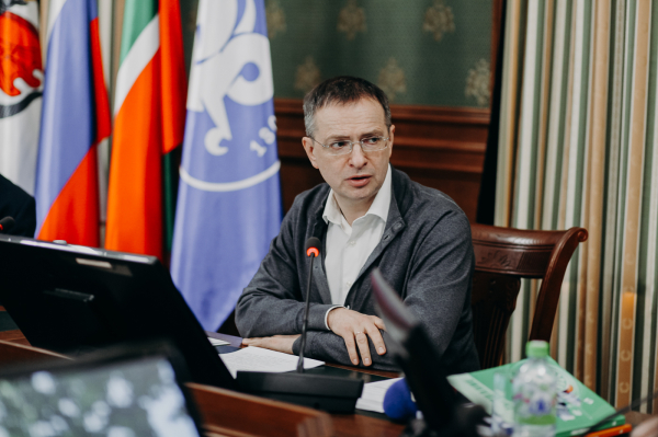 Украинский суд назначил Мединскому 10 лет тюрьмы за учебник по истории