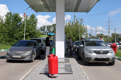 В 13 регионах России улучшилась ситуация с наличием бензина на заправках