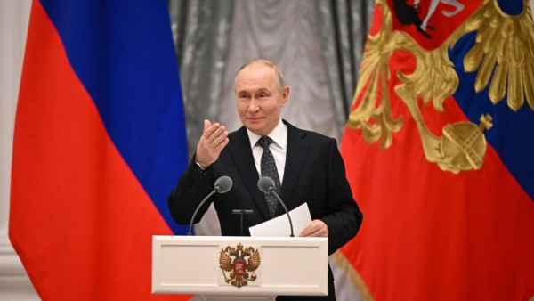 Путин наградил семью из Татарстана медалью ордена "Родительская слава" 09/07/2026 – Новости