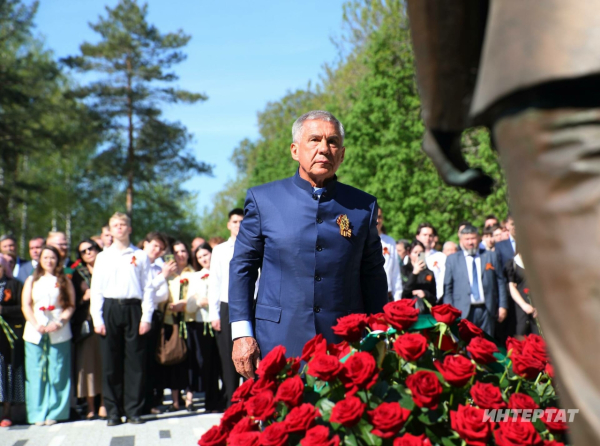 Рөстәм Миңнеханов: «Бөек Ватан сугышы һәр гаилә тарихында тирән эз калдырды»